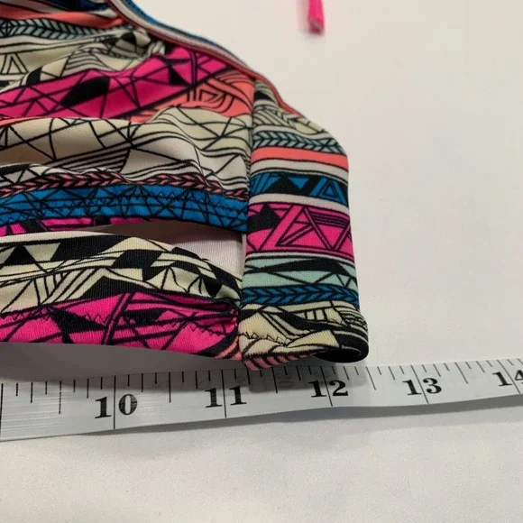 Lot of 3 Swim Swimsuit Bikini Tops Size S/M Black Pink Multi Aztec Halter - Picture 3 of 6